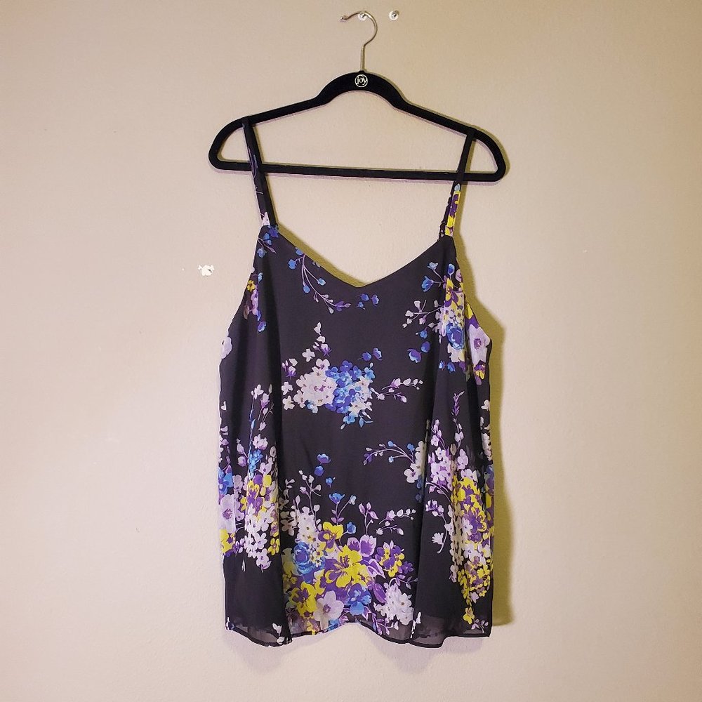 Torrid Floral V-Neck "Sophie" Tank Top w/Adjustable Straps